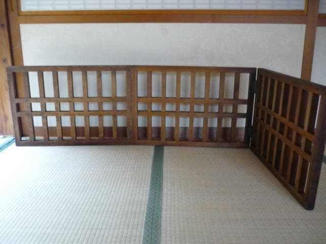 帳場格子（ごうし）三つ折り　時代物　商店帳場　仕切り・衝立