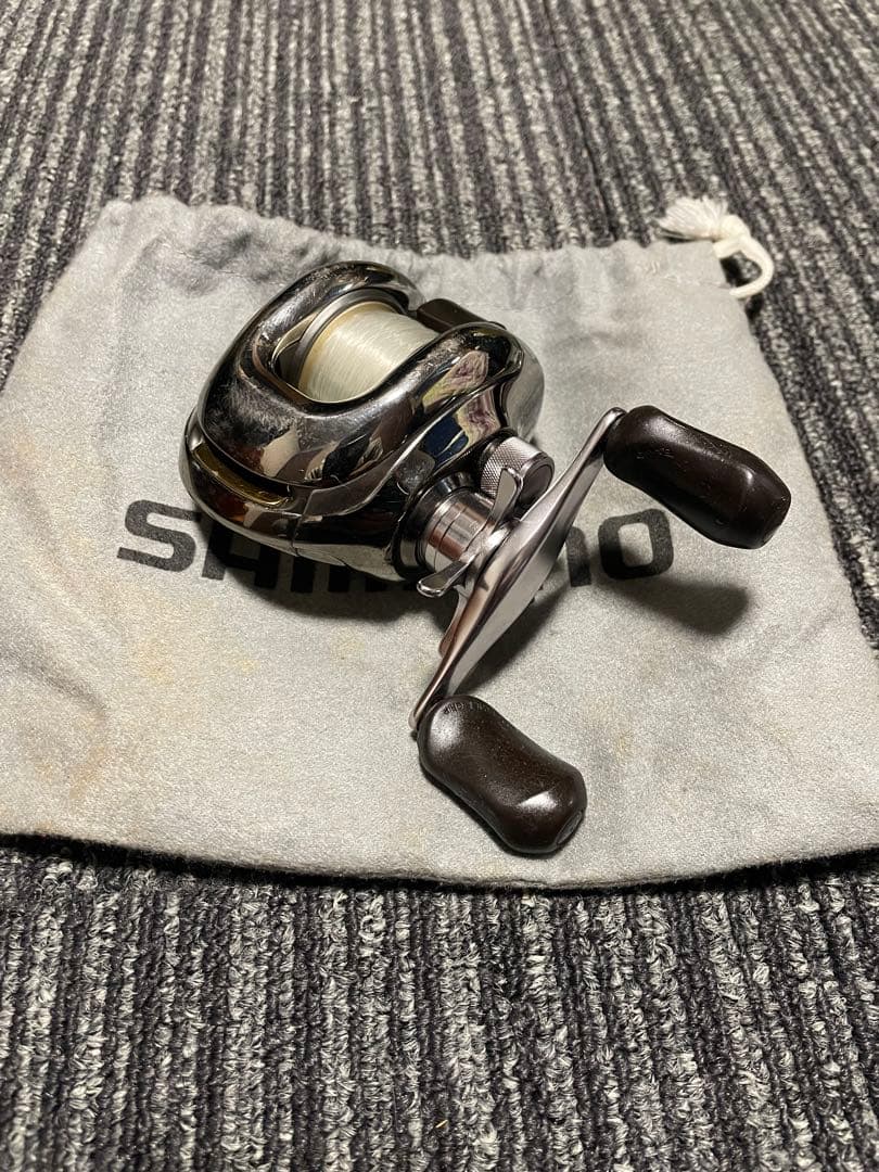 シマノ　スコーピオン初代アンタレスRH221