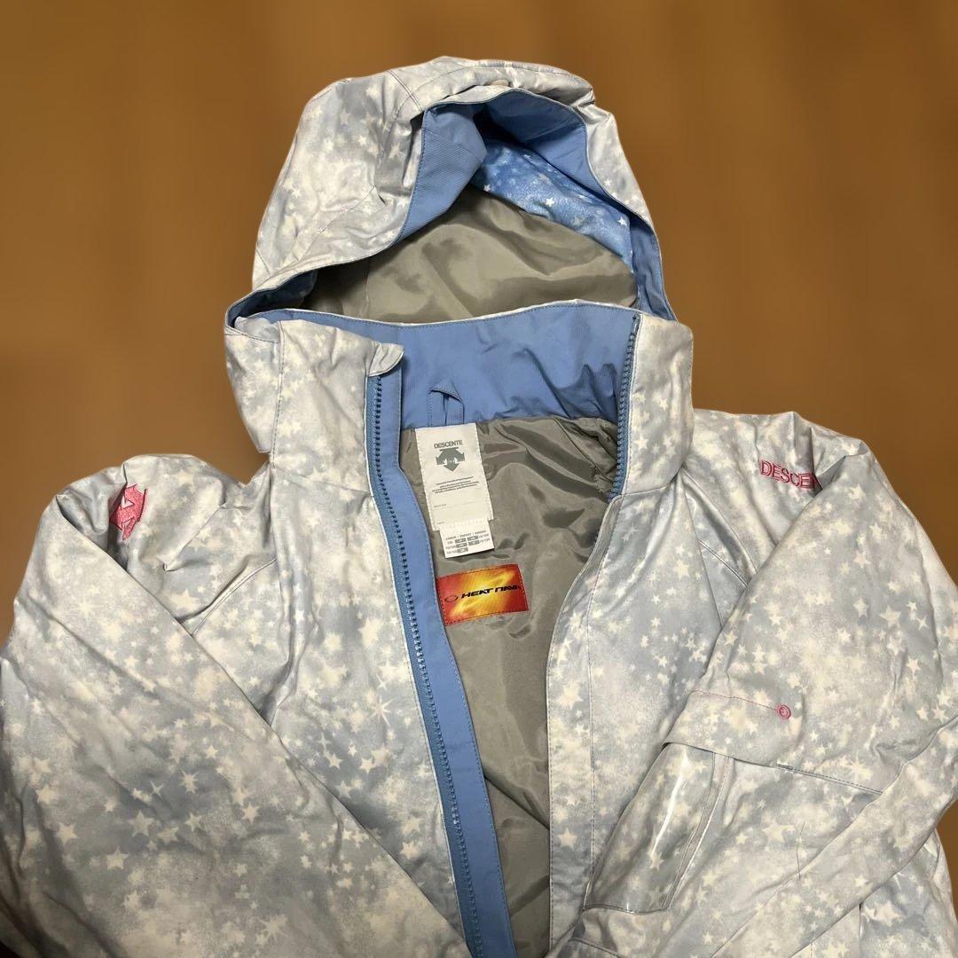 美品 デサントDESCENTE 130センチスキーウェア セット