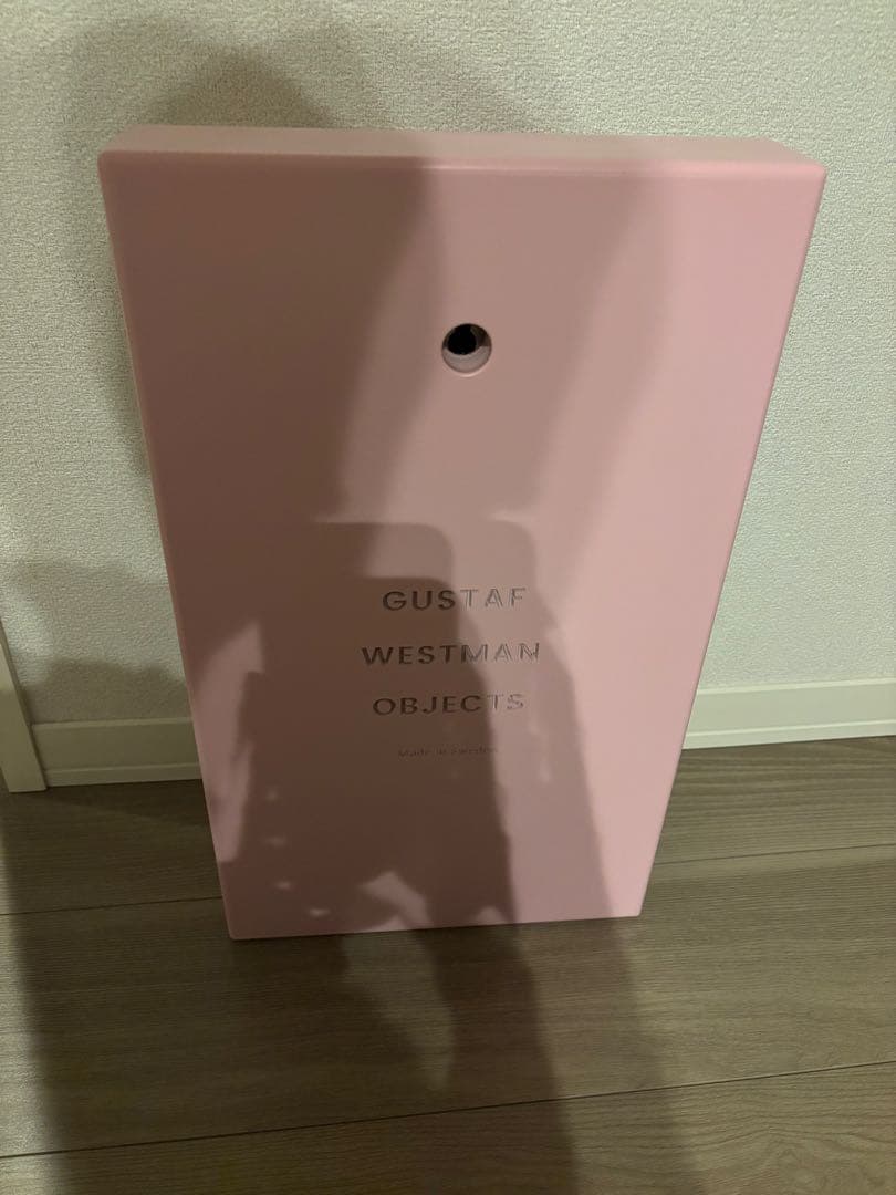 Gustaf Westman / Curvy Mirror Micro ピンク