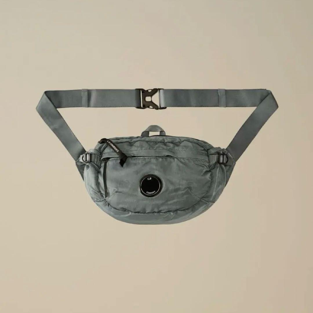 CP COMPANY ボディバッグ
