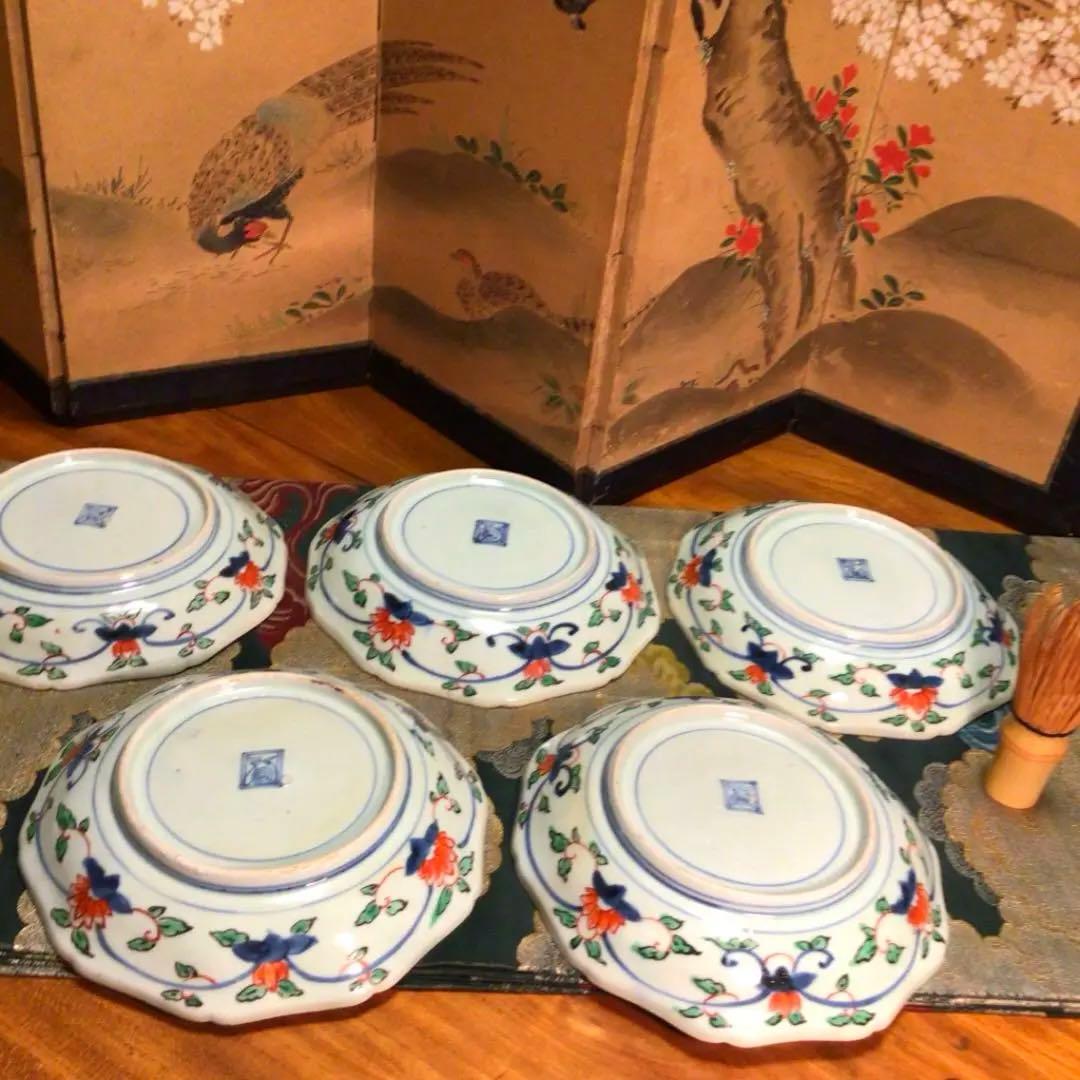 【特別出品】古伊万里　元禄伊万里　柿右衛門　色絵　宝丸紋　輪花型皿