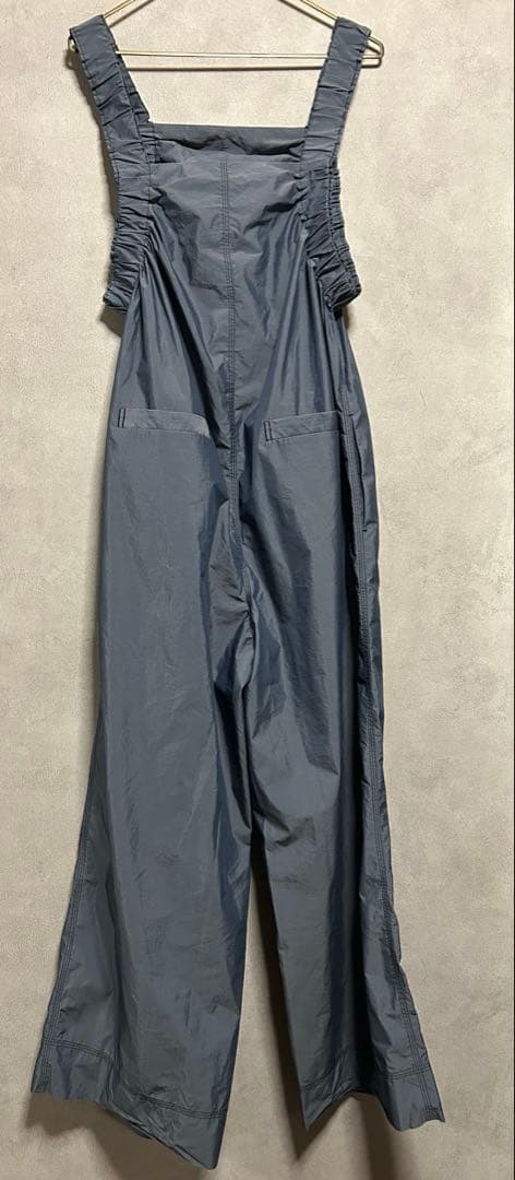 新品　トゥデイフル　 サイドギャザーコンビネゾン　サロペット　スザンヌ着用