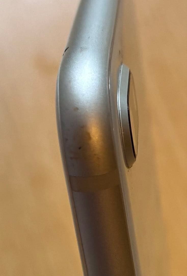 iPhone ８プラス本体