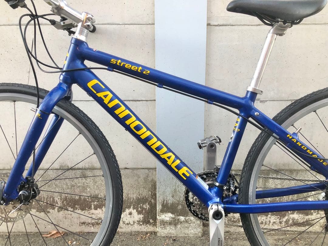 【カスタム極美品】キャノンデール　ストリート2 27速　クロスバイク　CT380