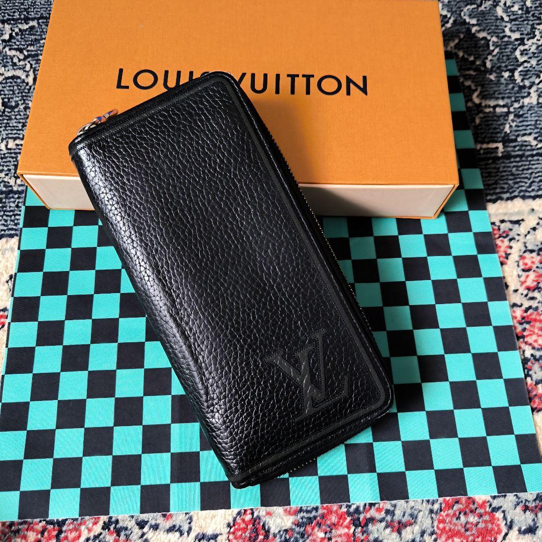 チ*ィ様 ルイヴィトンジッピーウォレットヴェルティカルM68228訳あり