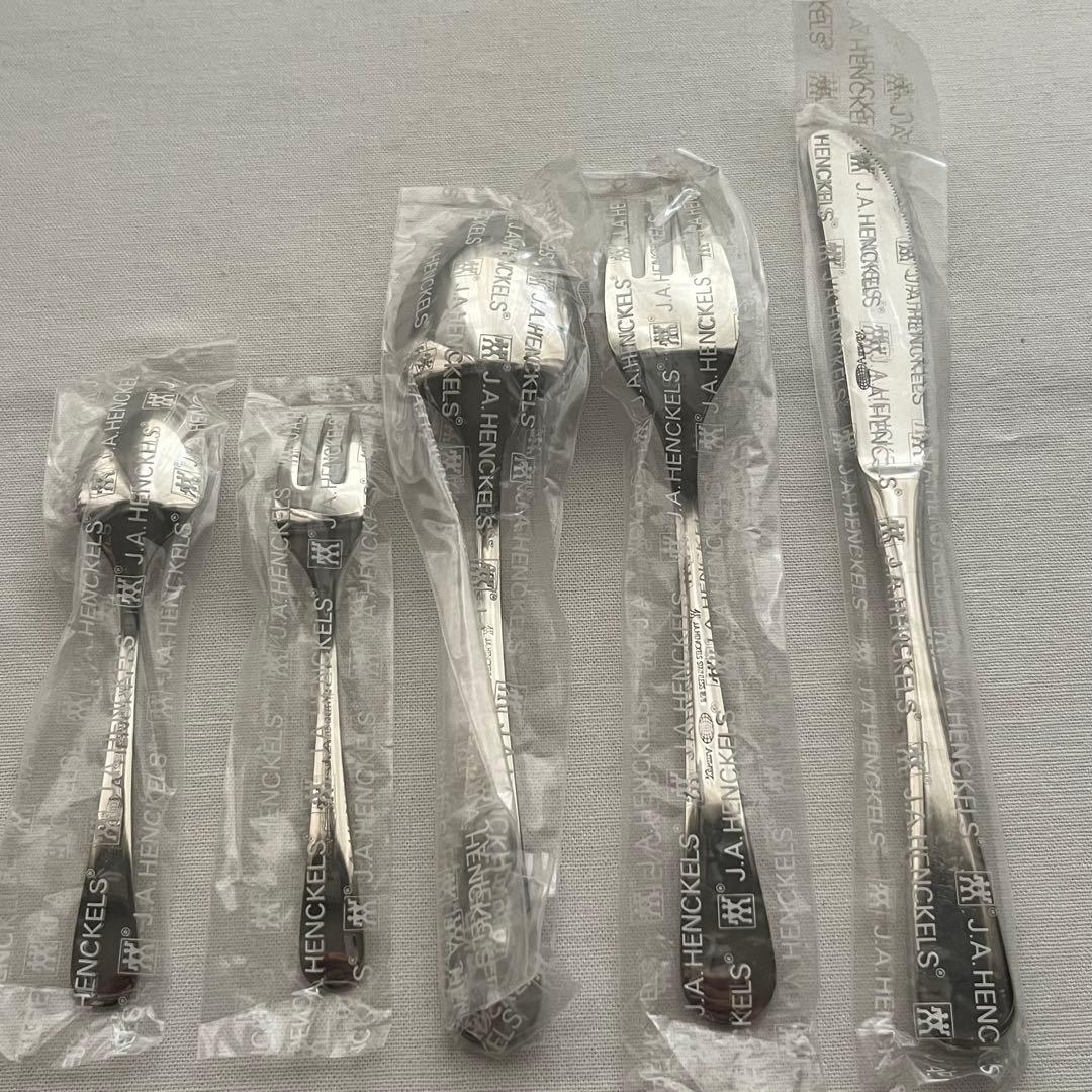 ツヴィリング ヘンケルス アムウェイ ディナーカトラリー セット 30本