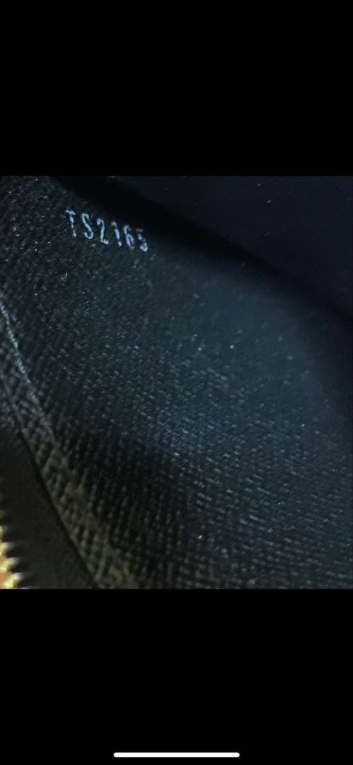 ルイヴィトン ジッピーパース M6015N ブラック エピエレクトリック