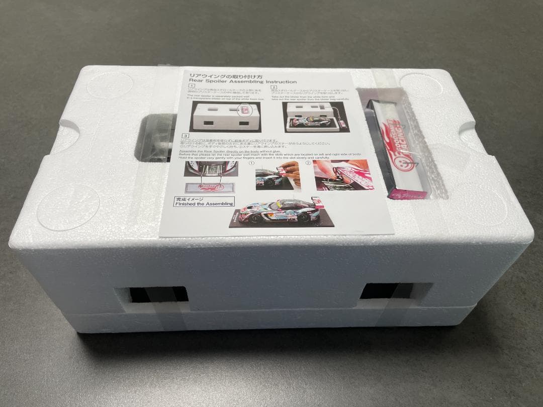 グッドスマイル 初音ミク AMG 2019ver. 1/18