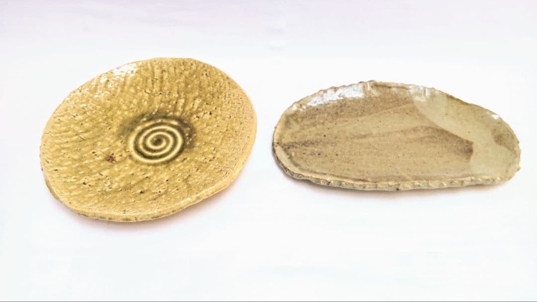 大皿陶器 浅緑円形皿とグレー楕円皿セット