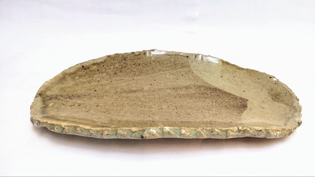 大皿陶器 浅緑円形皿とグレー楕円皿セット