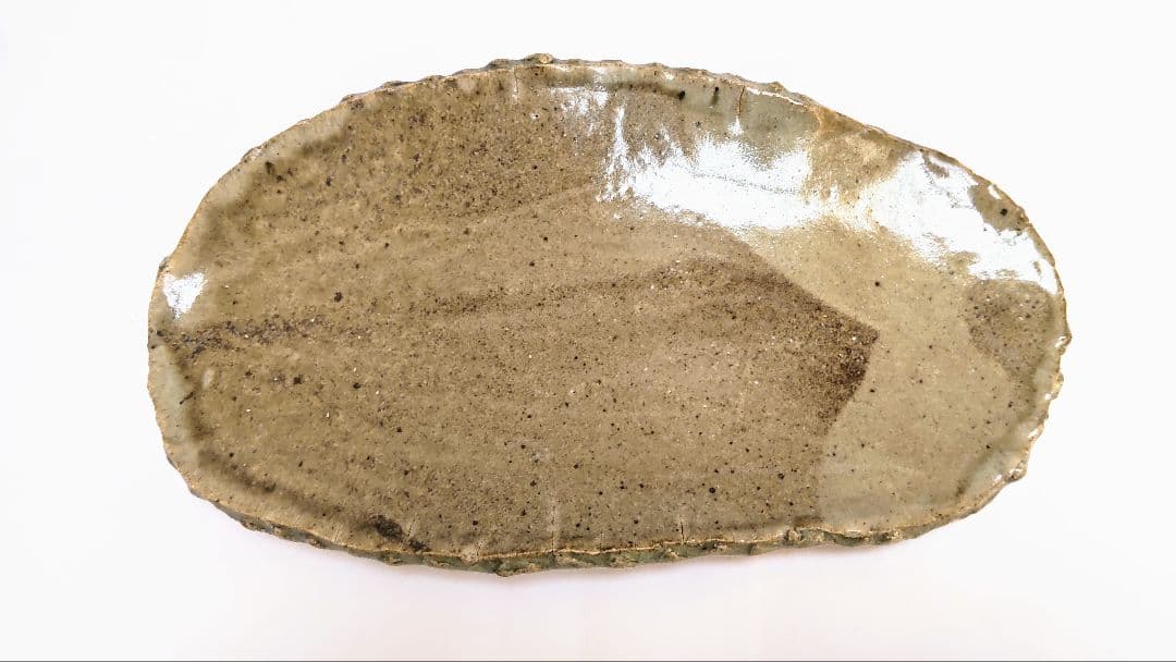 大皿陶器 浅緑円形皿とグレー楕円皿セット