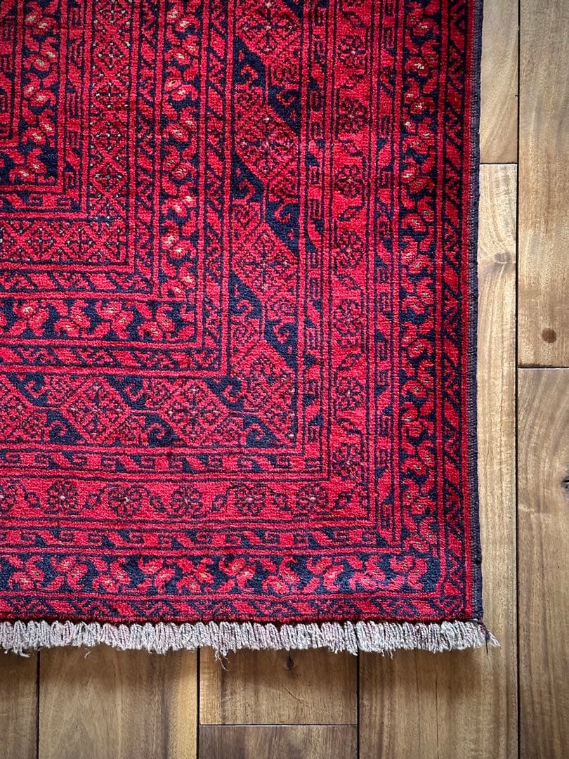 トライバルラグ　ヴィンテージラグ　トルクメン　エルサリ　プリミティブアート　美品