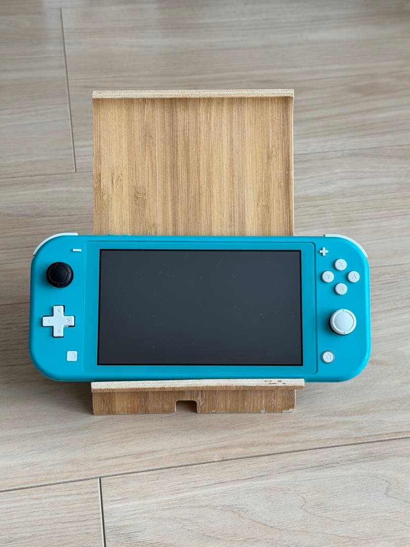 Switchライト ターコイズブルー【画面傷なし✨】