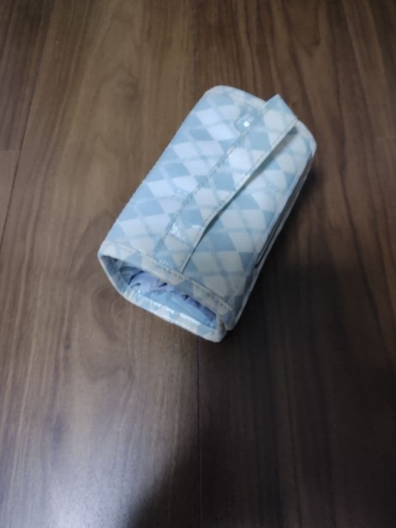 ジバンシイの、小分けポーチ