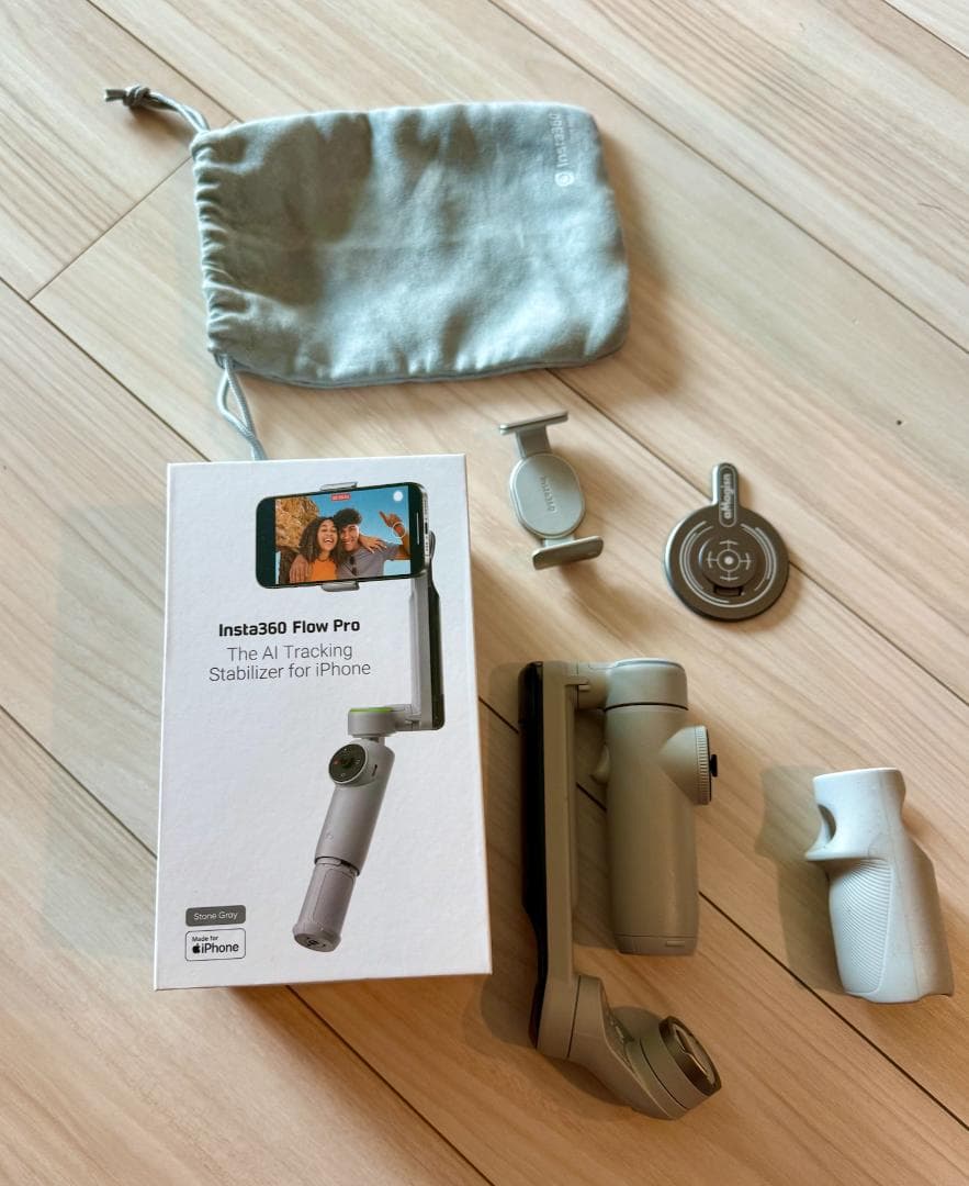 Insta360 Flow Pro - スマートフォン用AI搭載ジンバル