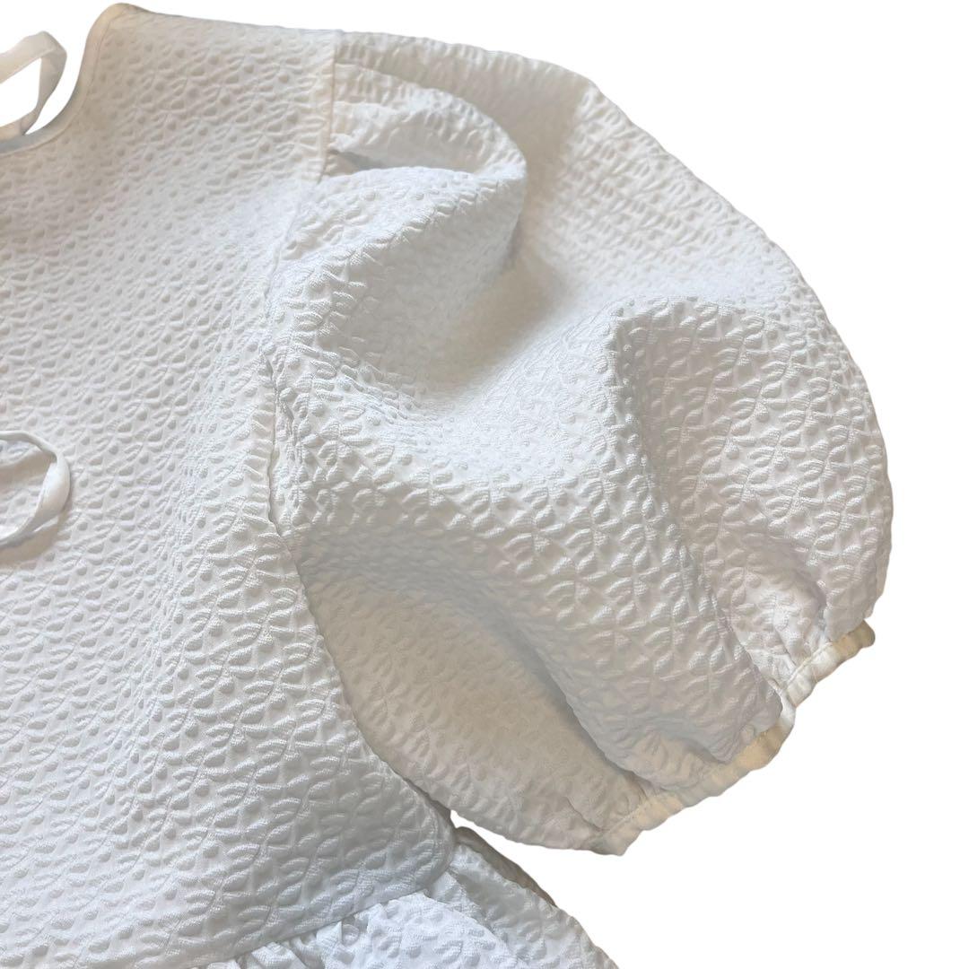 大人気 美品 ブルレア ジャガードブラウス Bluelea ぺプラム