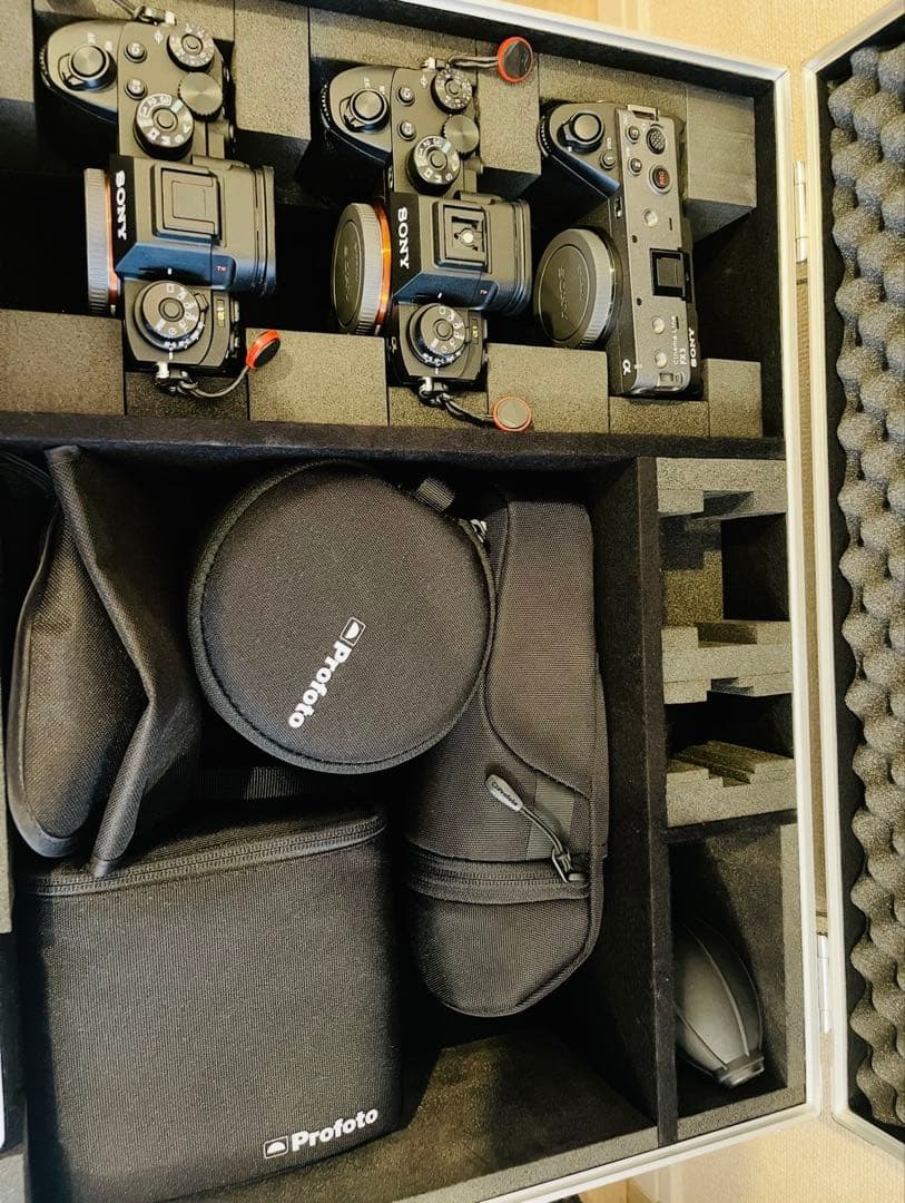 カメラ機材用ジュラルミンオリジナルキャリーケース(ボディ/付属品用)