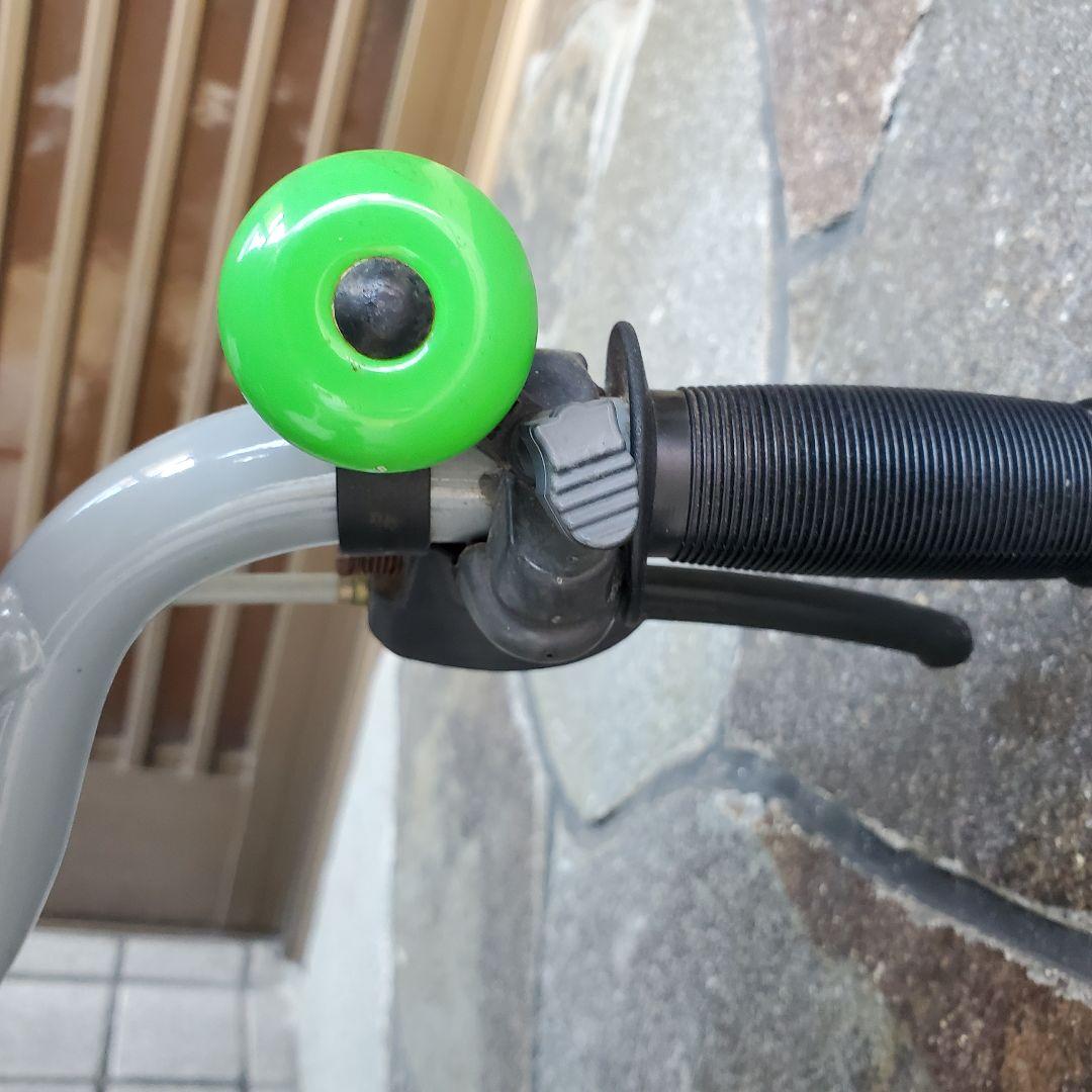 幼児用自転車 ブラックとグリーン　12インチ