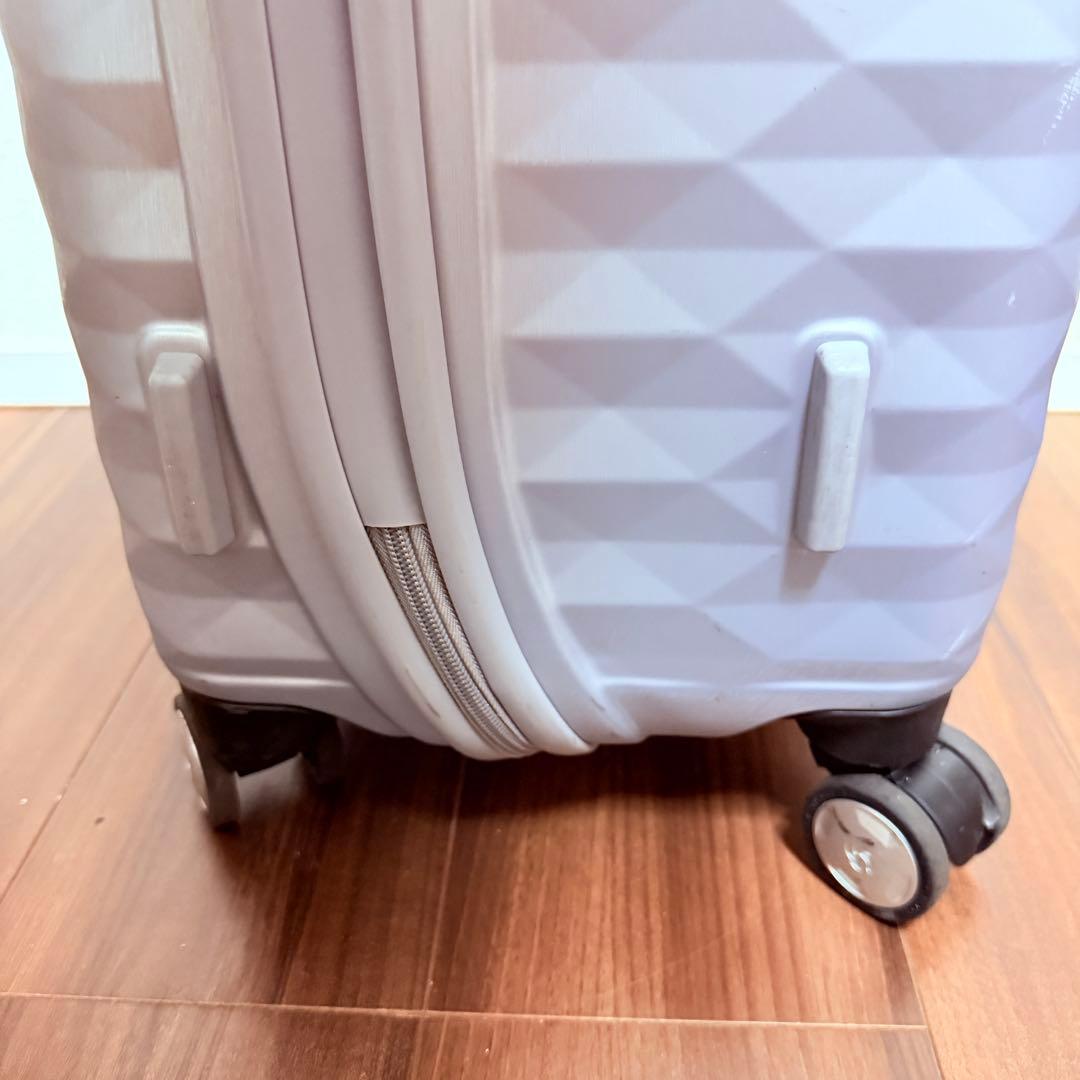 希少 サムソナイト スーツケース ポリゴン スピナー 61/22シルバー 50L