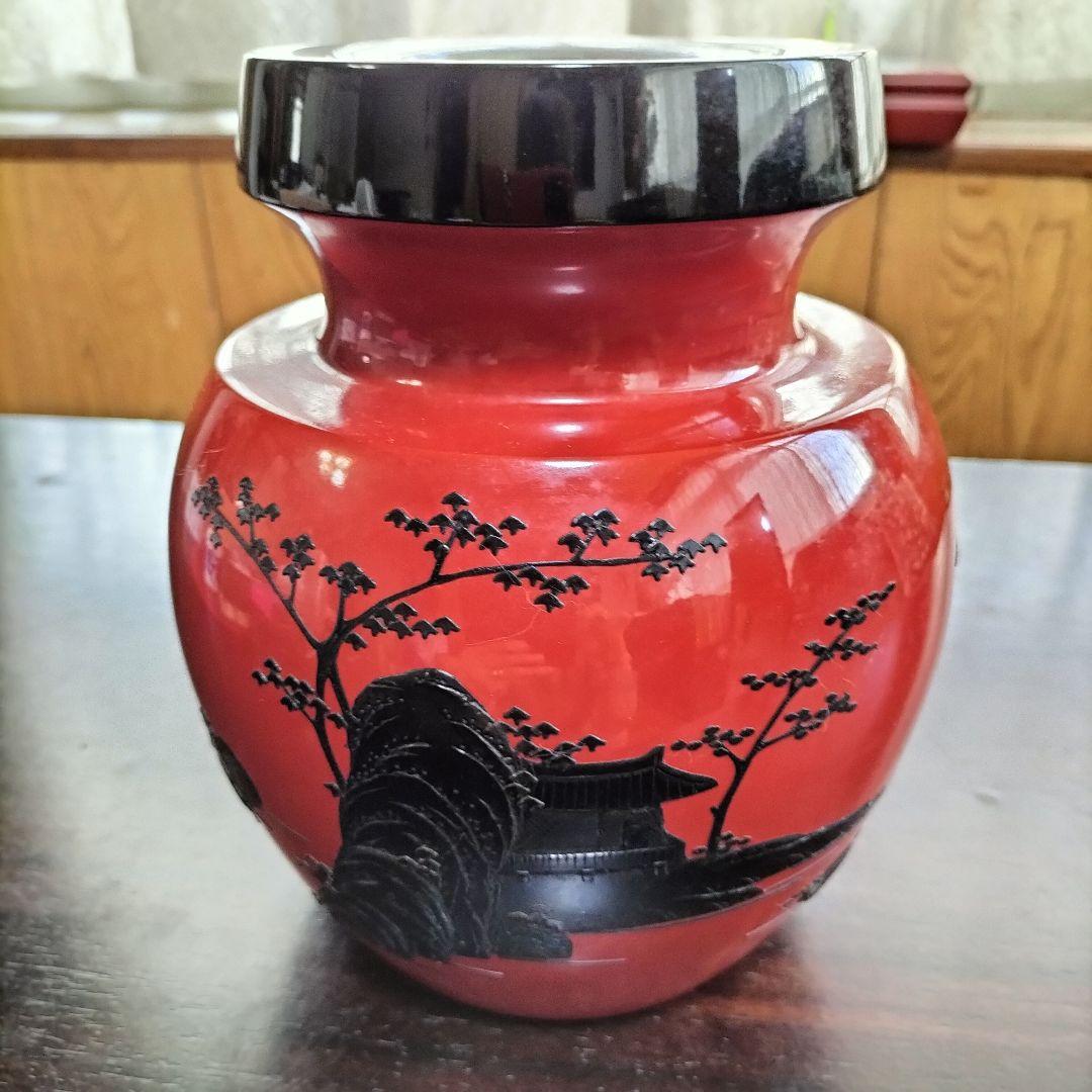 琉球漆器　飾り壷　角萬漆器　朱赤　黒　花瓶　螺鈿蒔絵
