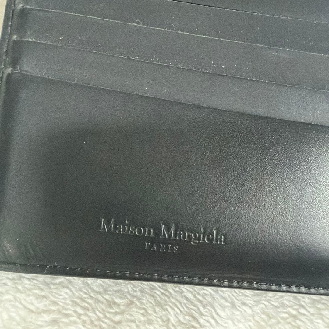 黒 レザー 二つ折り財布 ジッパー付き