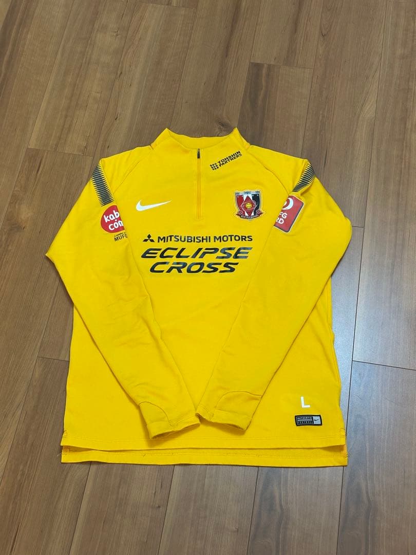 浦和レッズ　支給品　ジャージ　Lサイズ