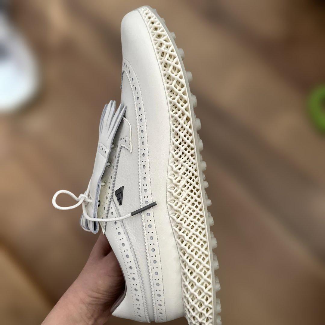 adidas ホワイト ゴルフシューズ