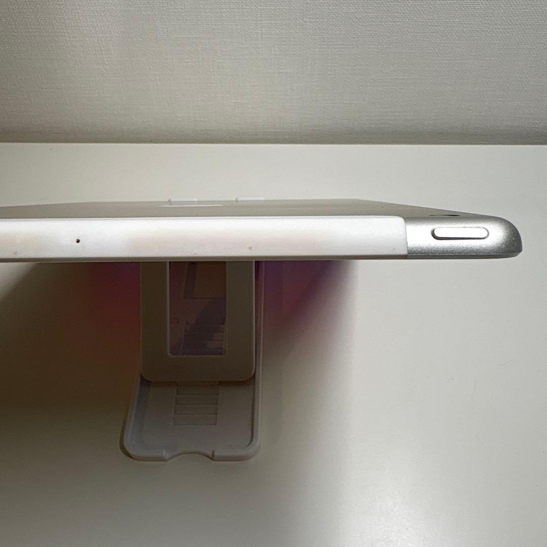 iPad 第6世代 Wi-Fi+Cellular simfree 32GB