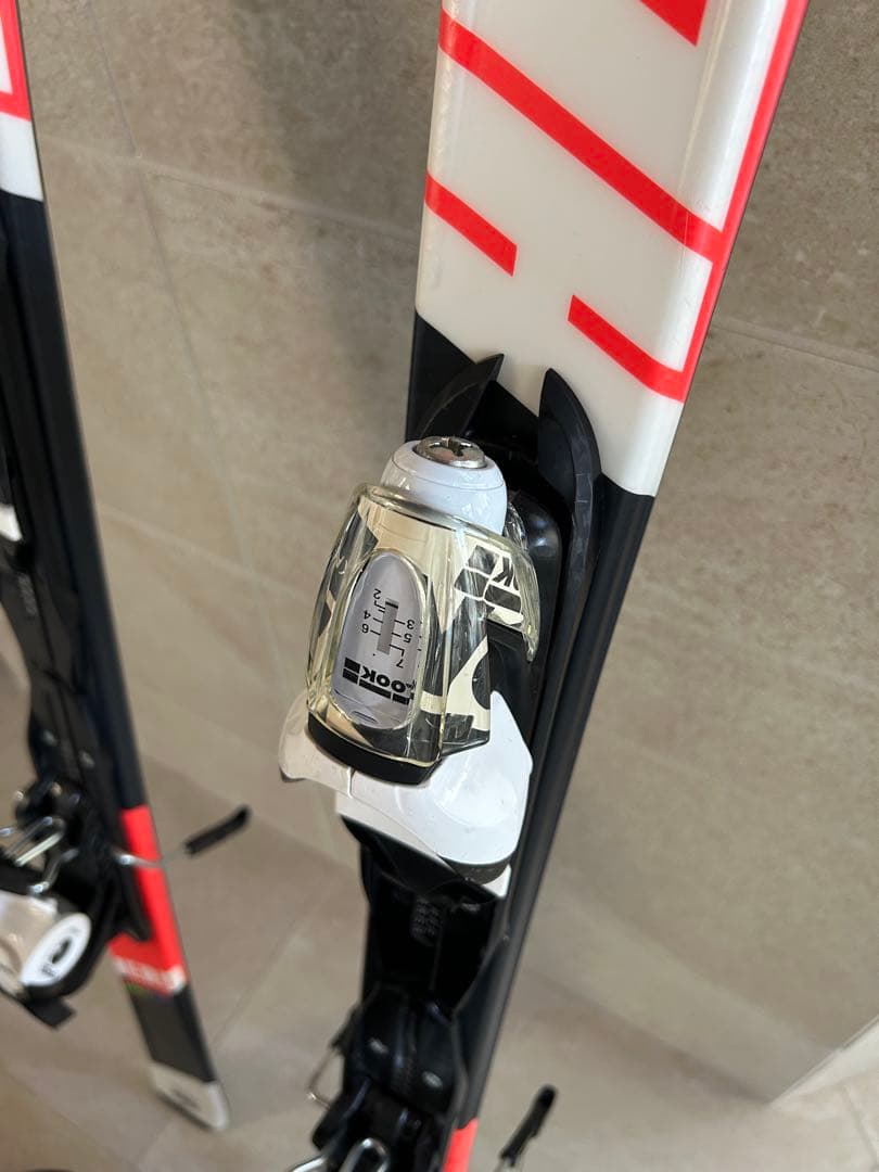 Rossignol Hero スキー ビンディング付き