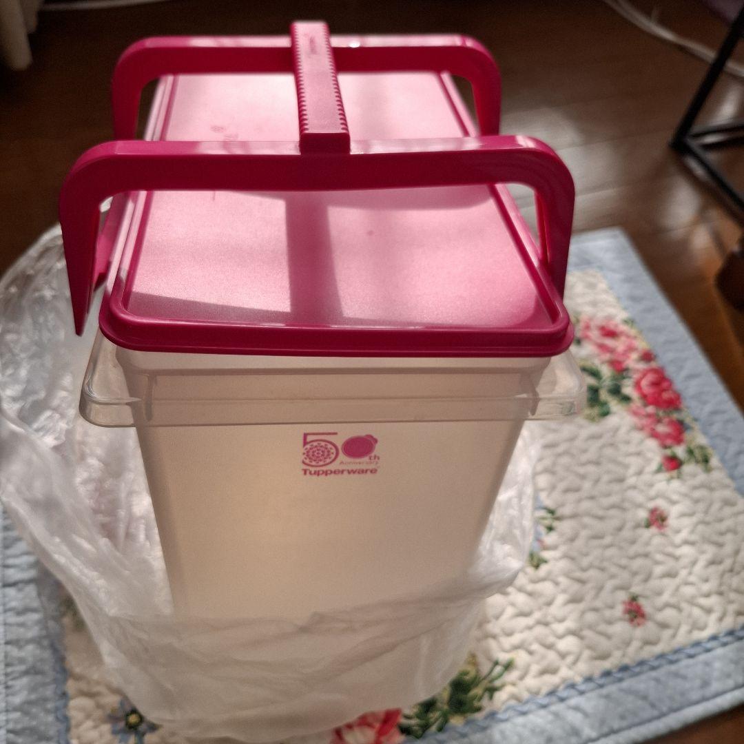 10キロキーパー➕️マイクロウェーブカバー➕️まな板➕️ハンディボール(中)2個