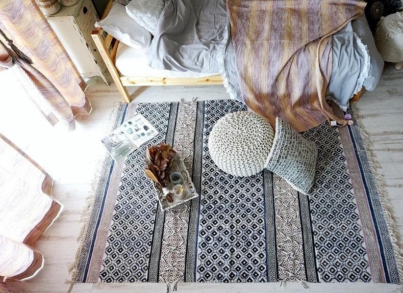 美品 ハンドブロックプリント インドラグ 140×200 ナチュラル デザイン