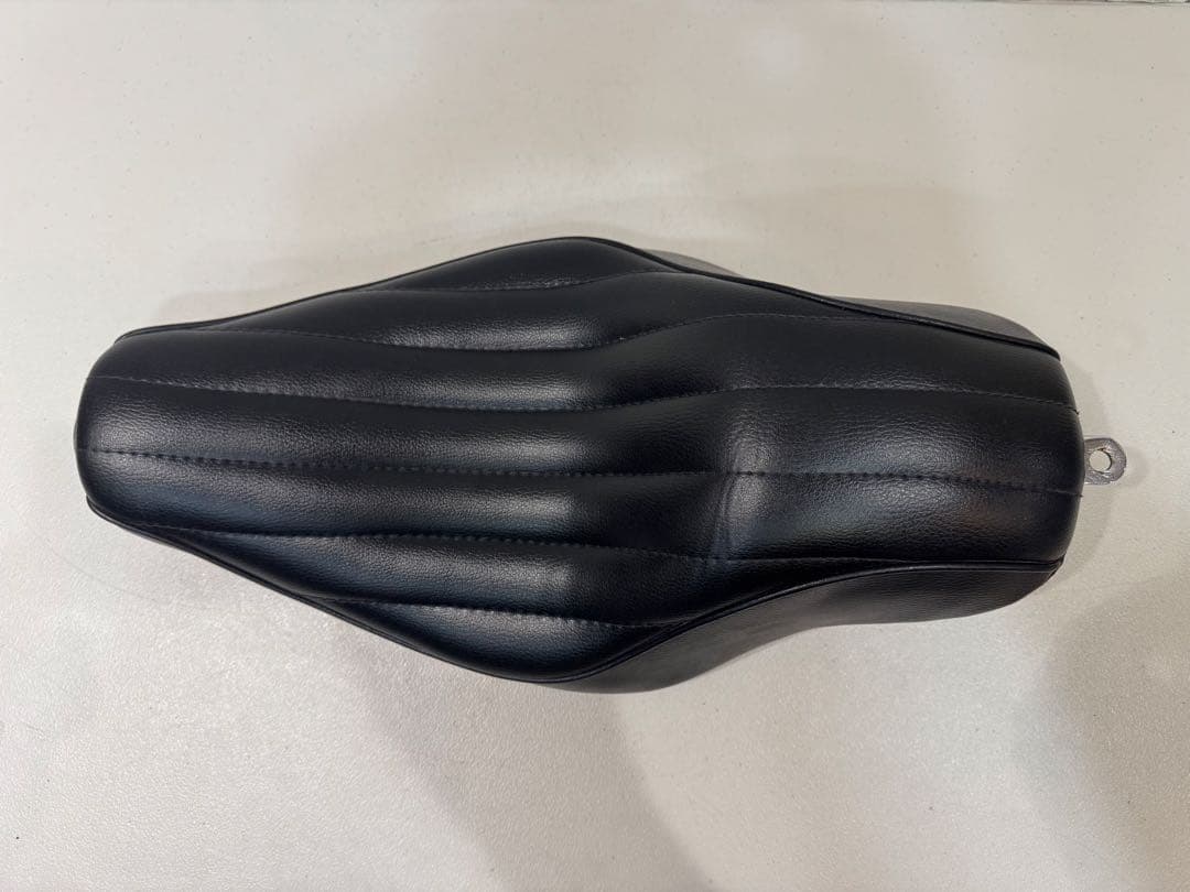 イージーライダース 人気　定番　ソロ スポーツスター XL 1200 883