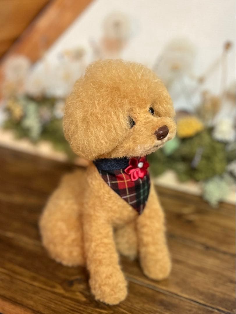 羊毛フェルト　トイプードル　レッド