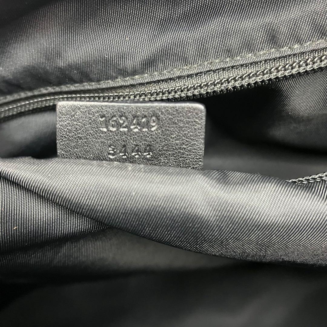 グッチ シマ メッセンジャーバック 大容量 ロゴプレート ショルダーバッグ A4