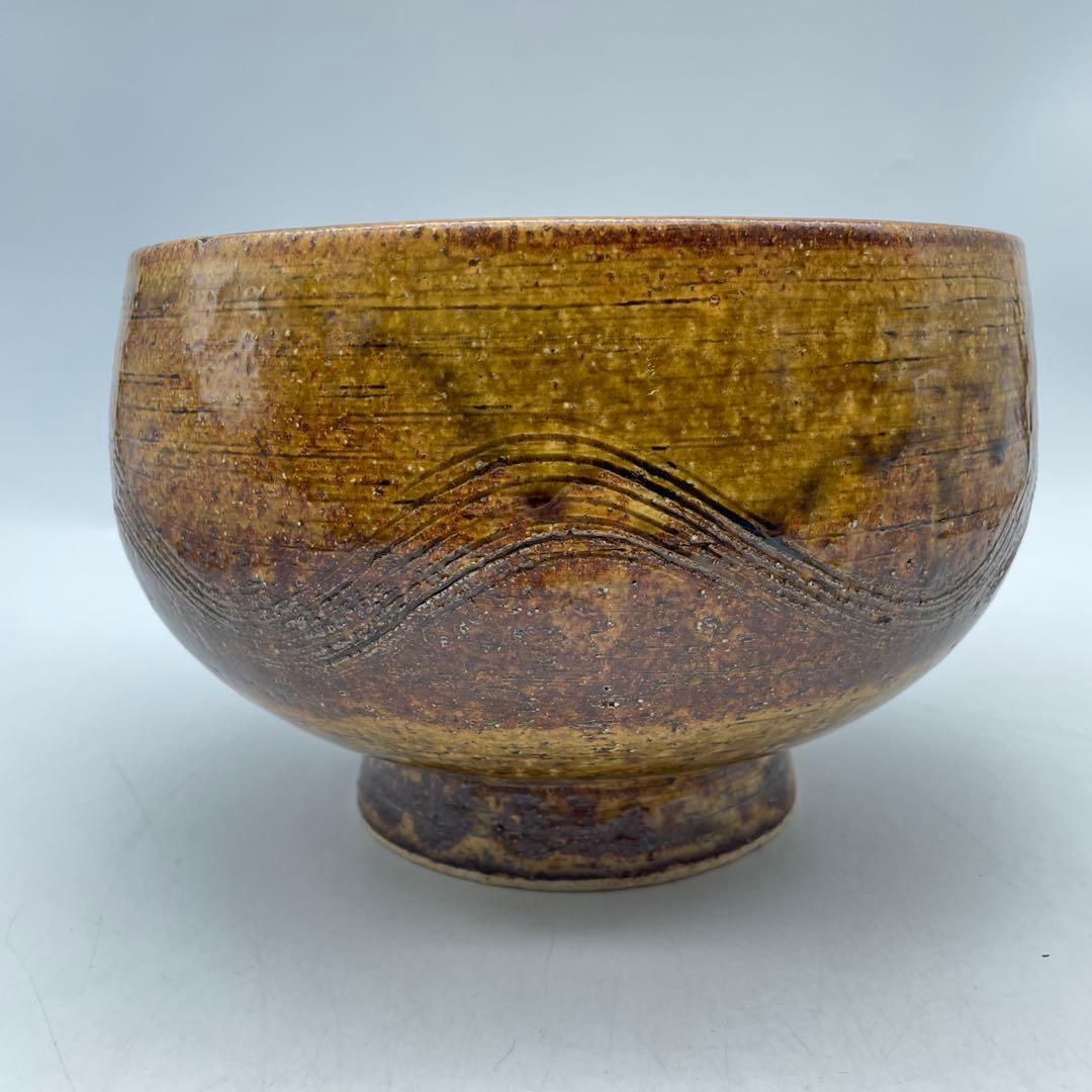 鳥取民藝　中井窯　牛ノ戸焼　波状模様の茶色陶器ボウル　足つき深鉢
