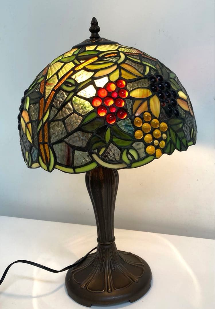 f307-19 ステンドグラスランプ　ぶどう　アンティーク　インテリア