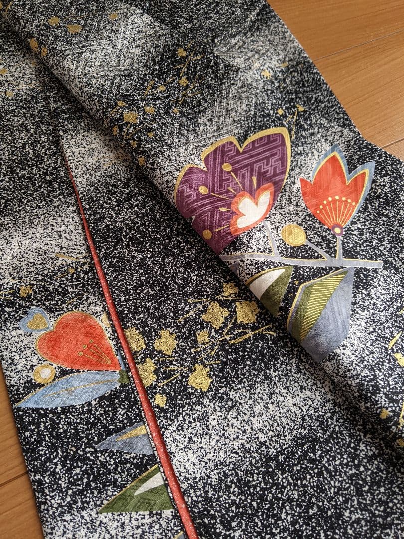 ■✨豪華お振袖✨【作家物 舞花文 たたき染め 金彩 正絹 グレー】成人式 結婚式