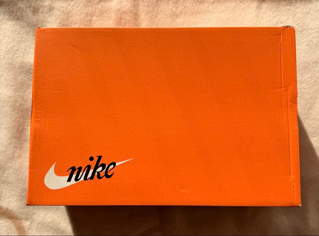 スウッシュ反転のスラムジャム×ナイキ ブレーザー ミッド クラス 1977 黒白