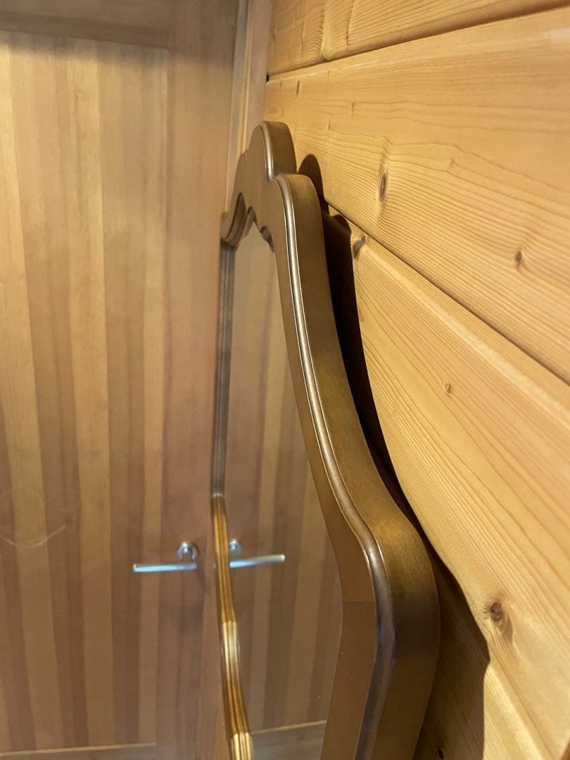 美品　カリモク　karimoku コロニアルシリーズ　壁掛けミラー