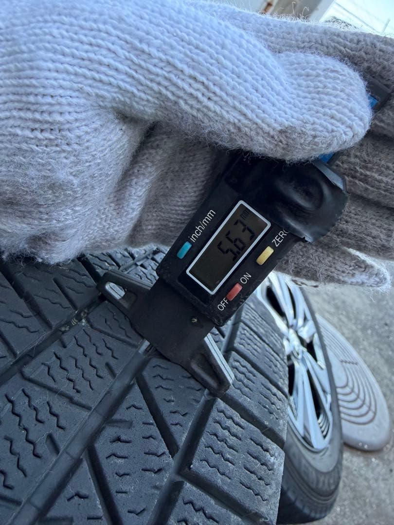 最終値引き送料込！50系プリウスPHV純正ホイール+スタッドレス4本セット