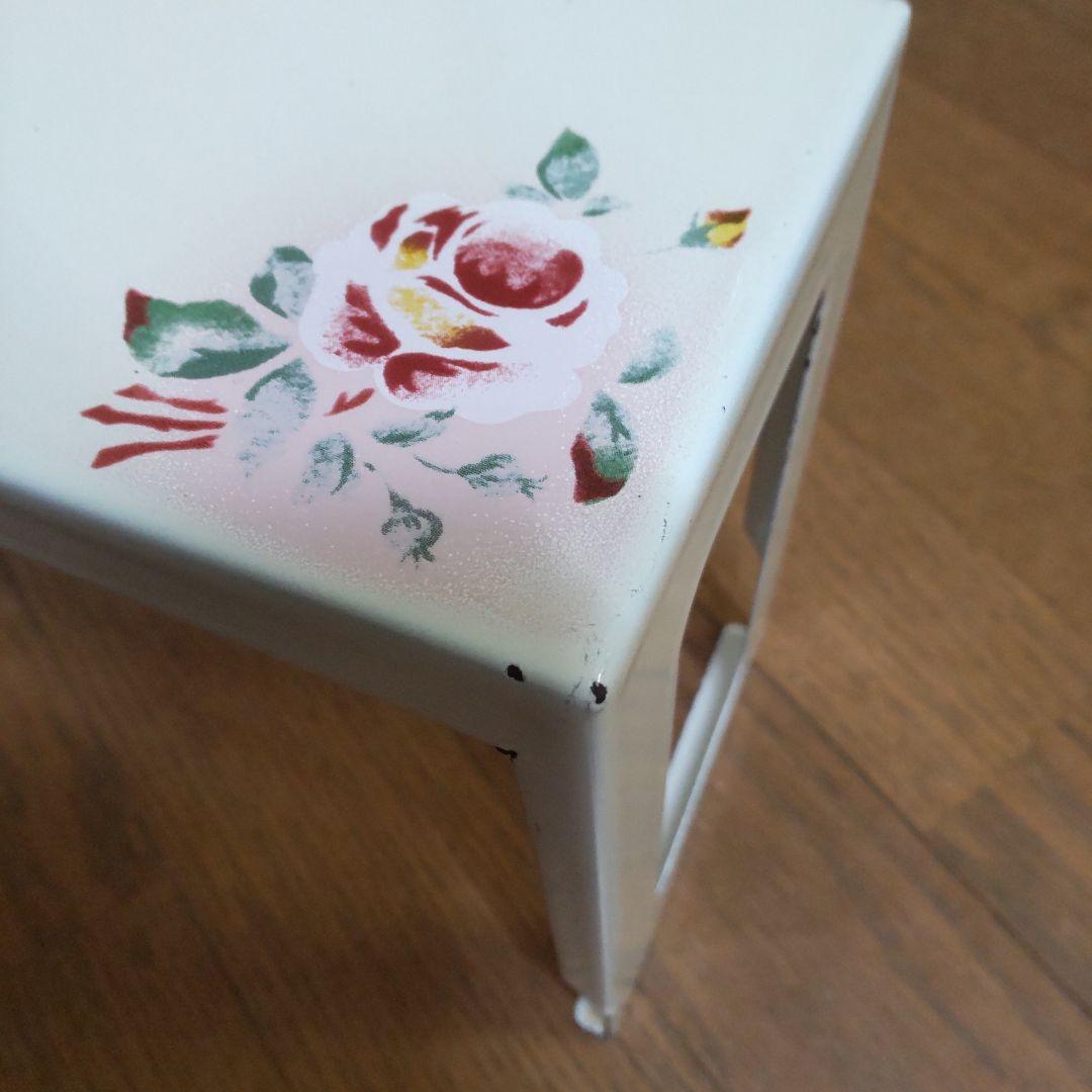 イマン コンロ奥ラック