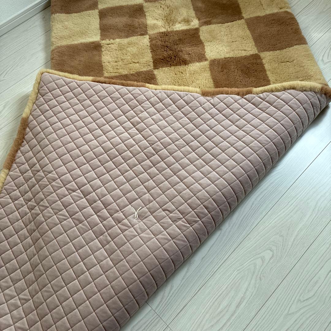 LUNA☆自己紹介文必読☆様 吸湿発散性に優れた‼️マスダのムートンシーツ‼️