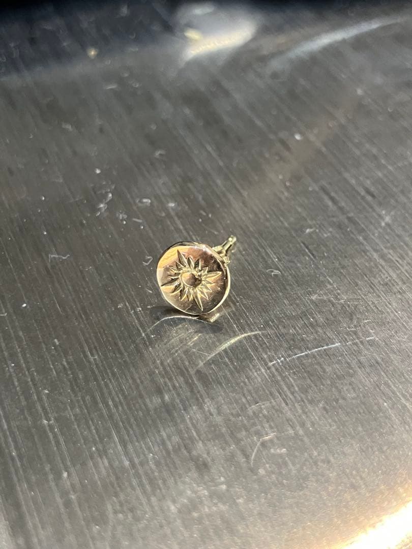 ARIZONA FREEDOM P-8d K18 ピアス