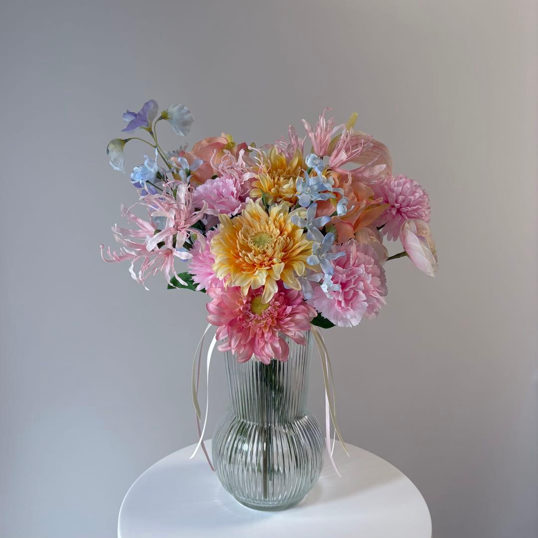 41.【ブートニア付】ウェディングブーケ　アーティフィシャルフラワー造花