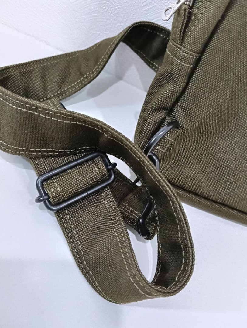 【極美品】PORTER ボディバッグ オリーブ