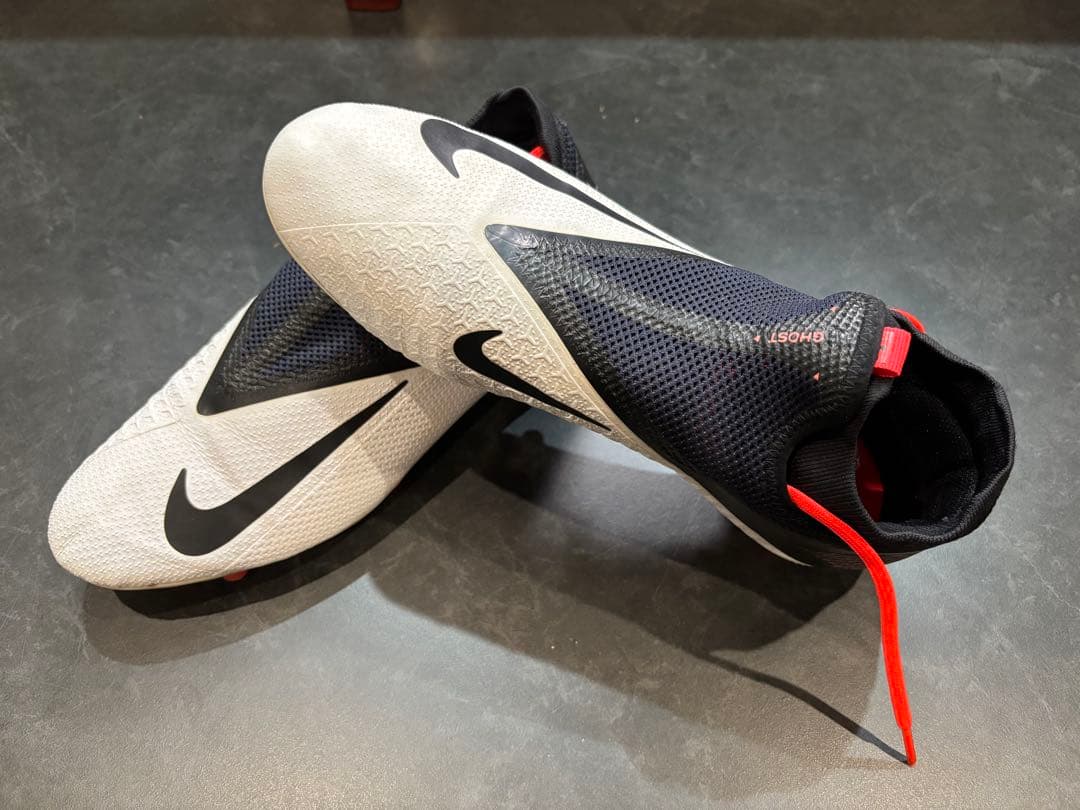 【美品】ナイキ ファントムビジョン 2 プロ DF FG 28.5cm 天然芝用