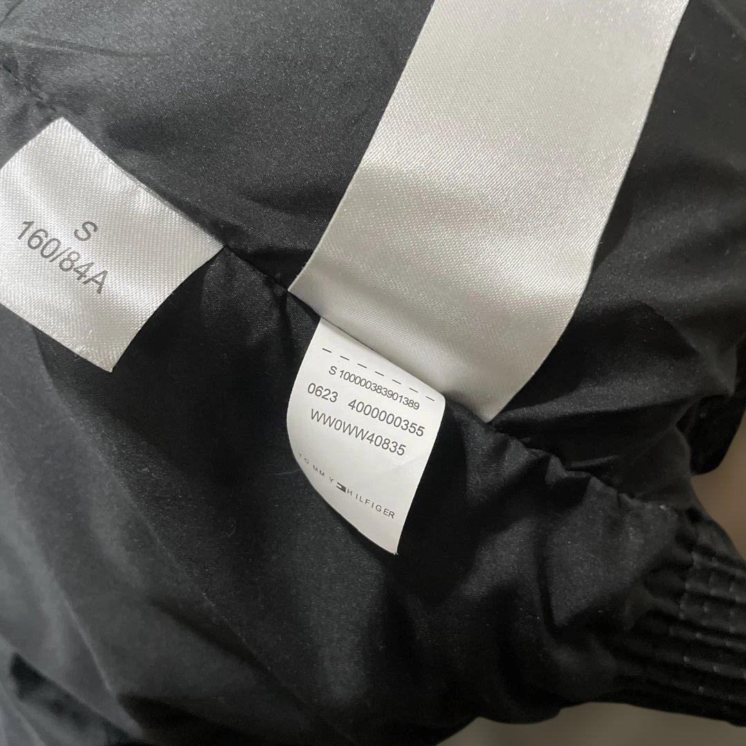 トミーヒルフィガー　レディース　ダウンジャケット　ダウン　黒　ブラック