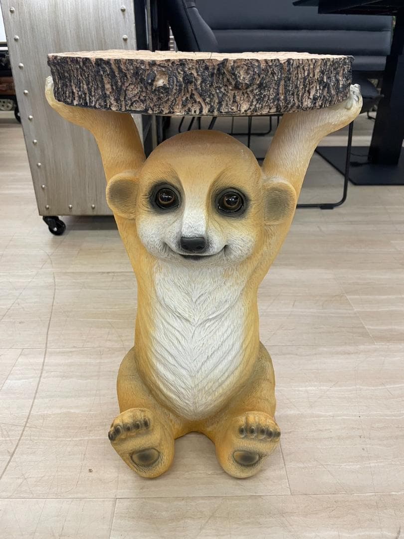 ミーアキャット　サイドテーブル　ミニテーブル　アニマル　動物　ソファ　テーブル