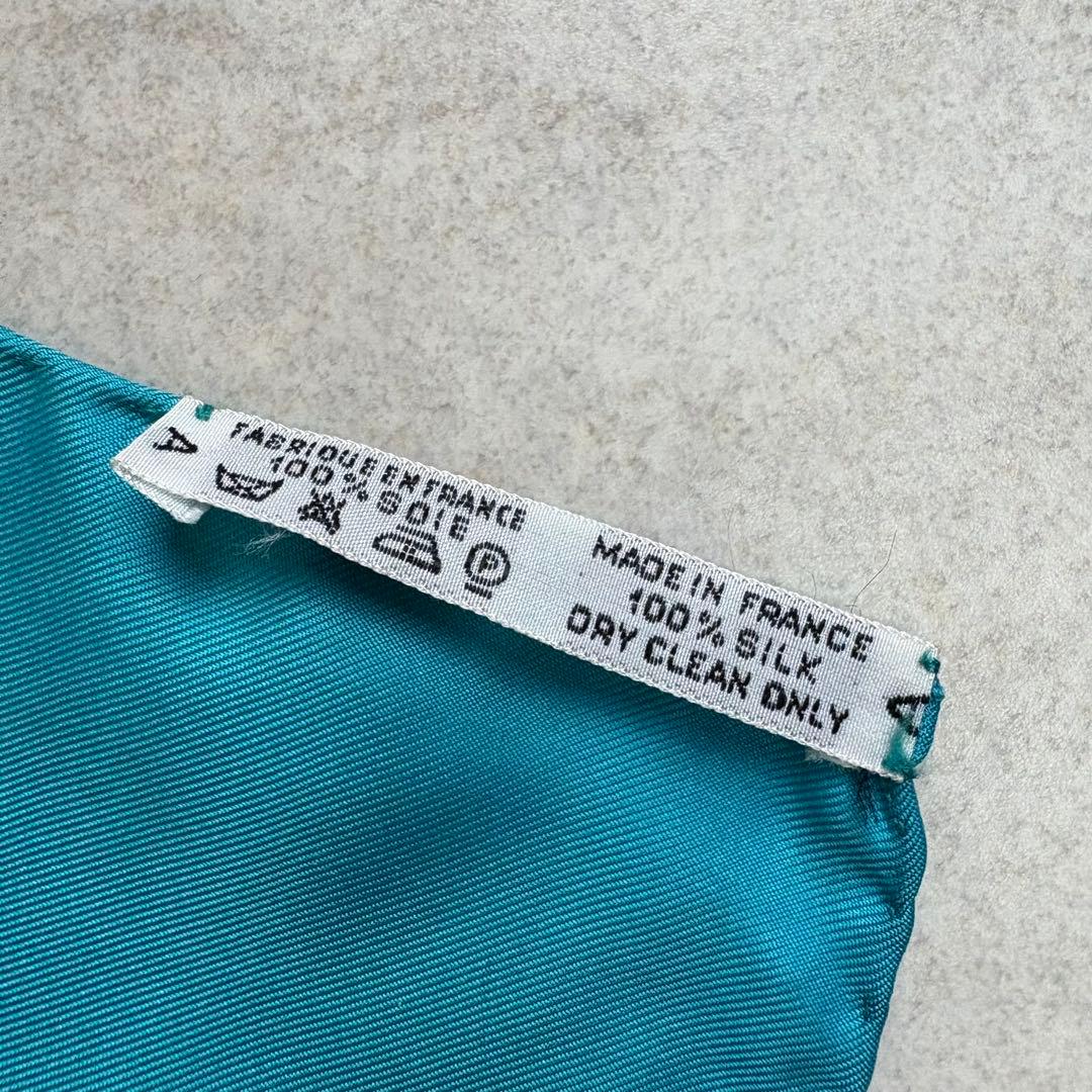 箱付き HERMES エルメス スカーフ カレ90 ANIMAL ALPHAET